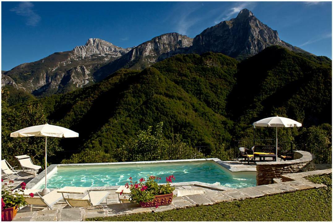 Borgo Delle Panie Bed and Breakfast Careggine Exteriör bild