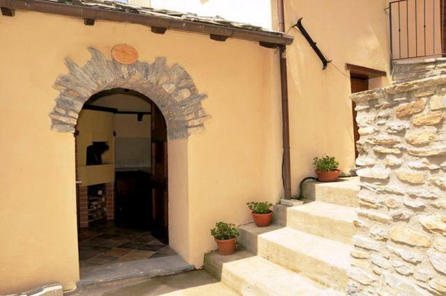 Borgo Delle Panie Bed and Breakfast Careggine Exteriör bild
